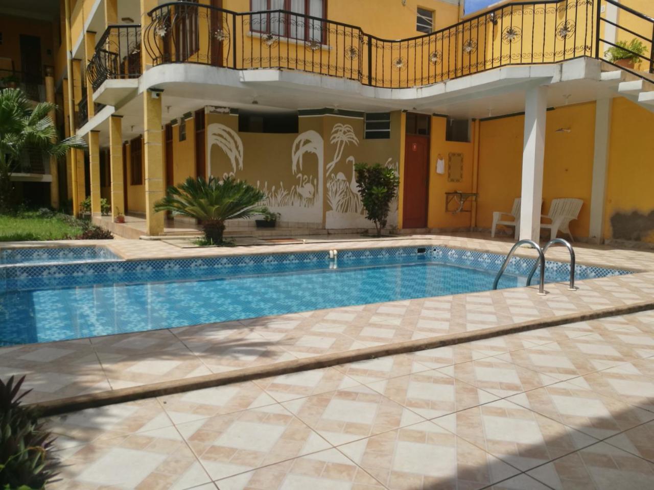 Dorado Hotel Cobija Kültér fotó