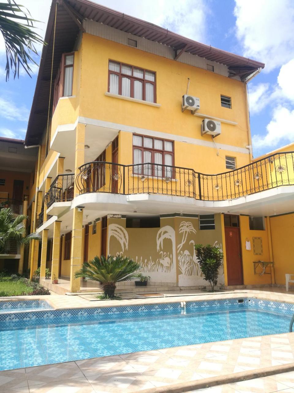 Dorado Hotel Cobija Kültér fotó